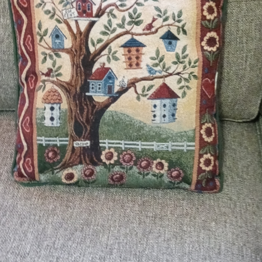 Throw pillow